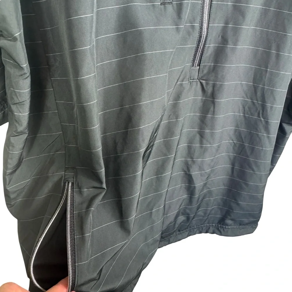 Antigua Golf Pullover Size L 1/4 Zip Rain Jacket Half Sleeve Gray